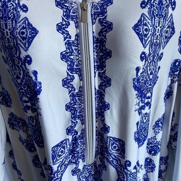 Womans design dress/top, size M/L - Picture 3 of 6